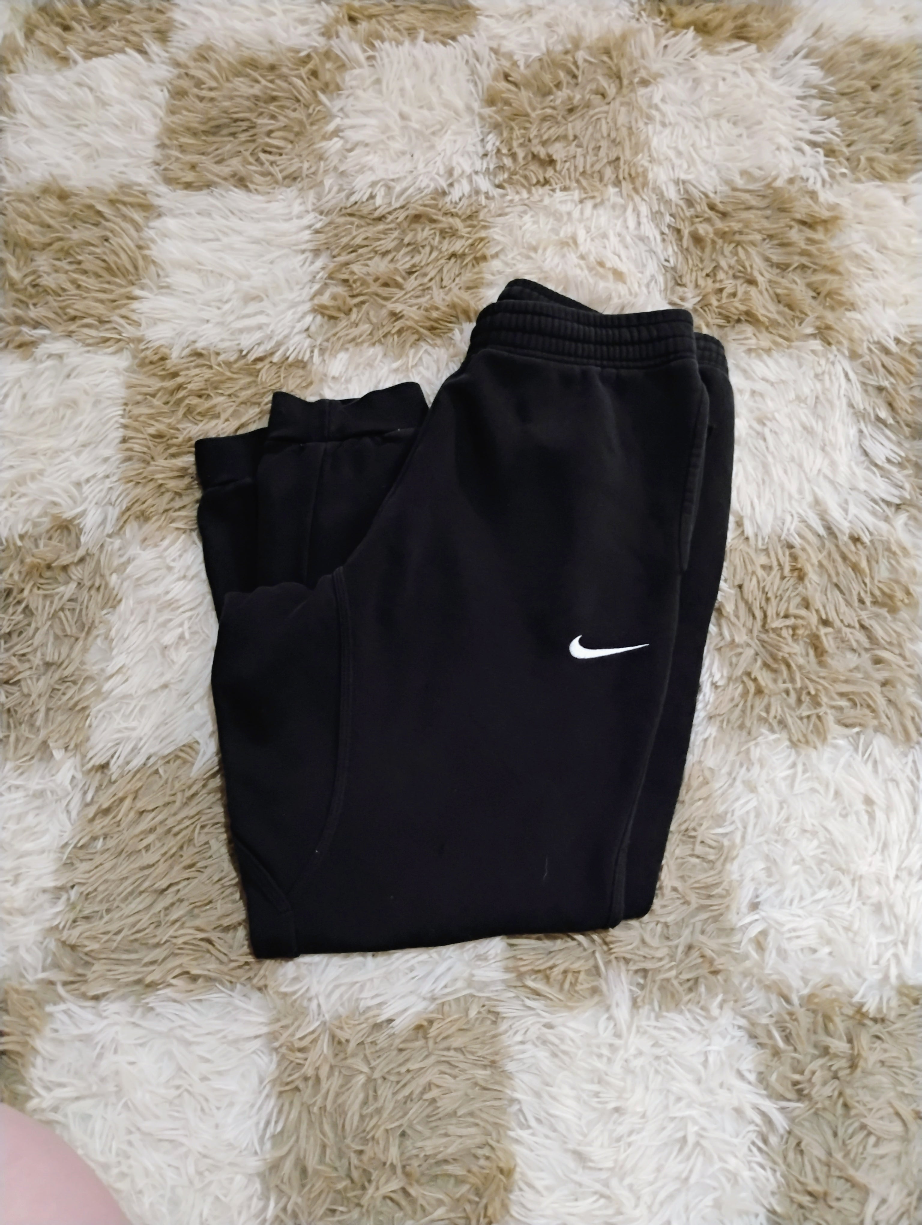 Nike Sweatpants Medium
